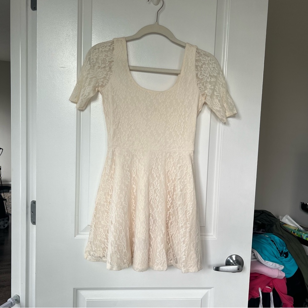 Kids Abercrombie white cream dress